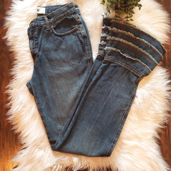 •Moschino• Donna Ruffled Flare Jeans - Picture 2 of 8